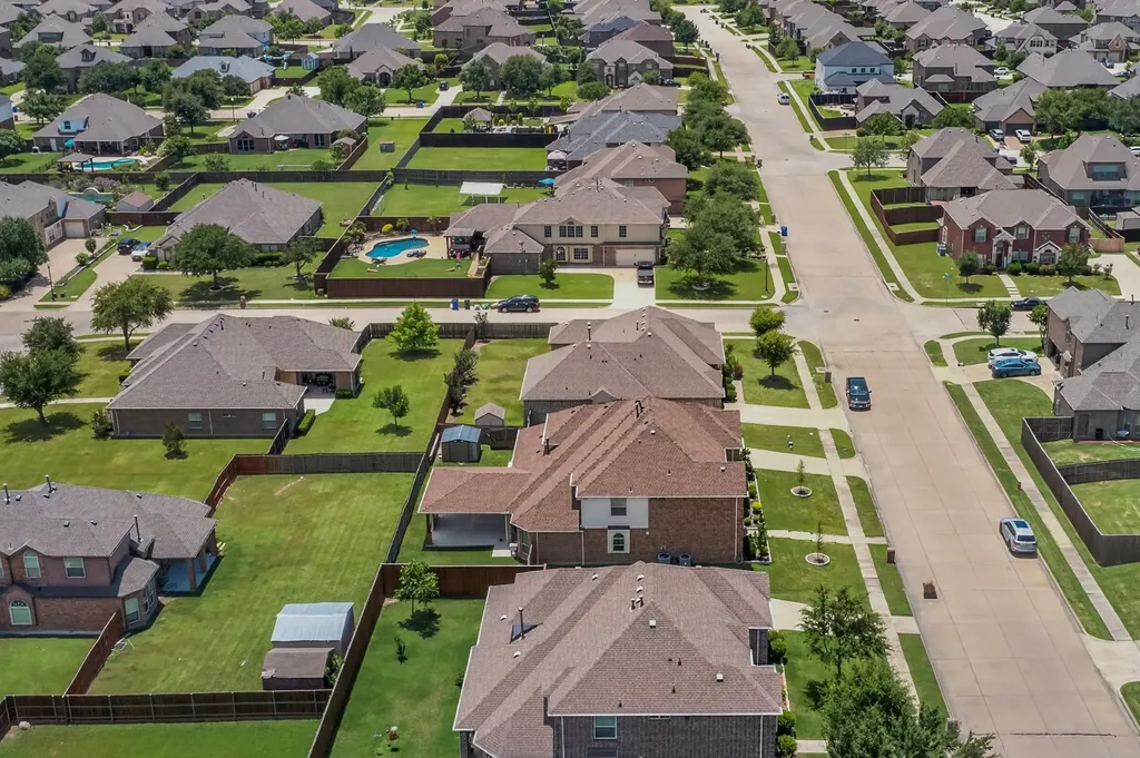 817 Mallard Drive Forney TX 75126