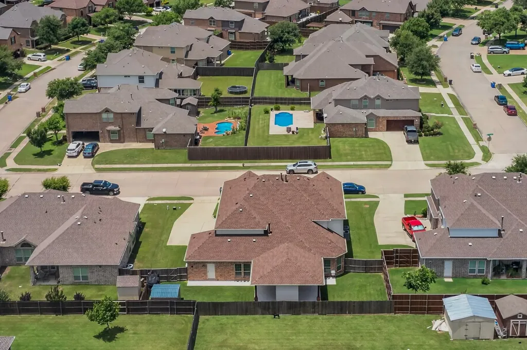817 Mallard Drive Forney TX 75126