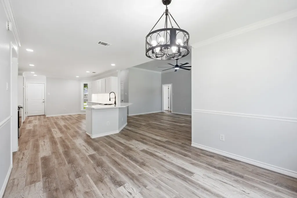 318 Landsburg Lane College Station TX 77845