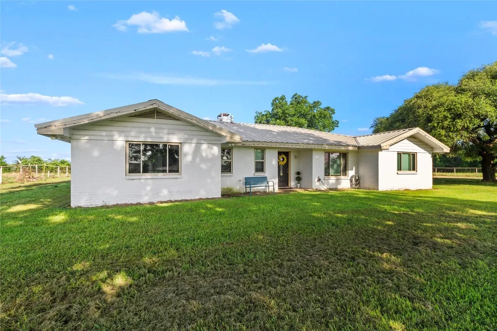250 Williford Street Fairfield TX 75840