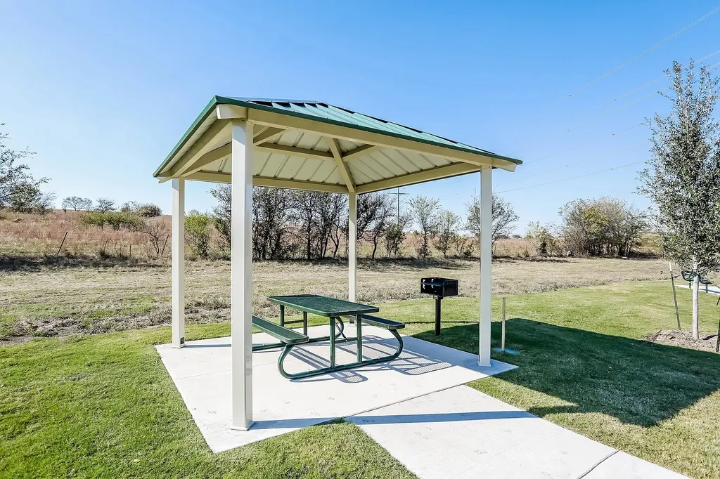 120 Caboose Newark TX 76071