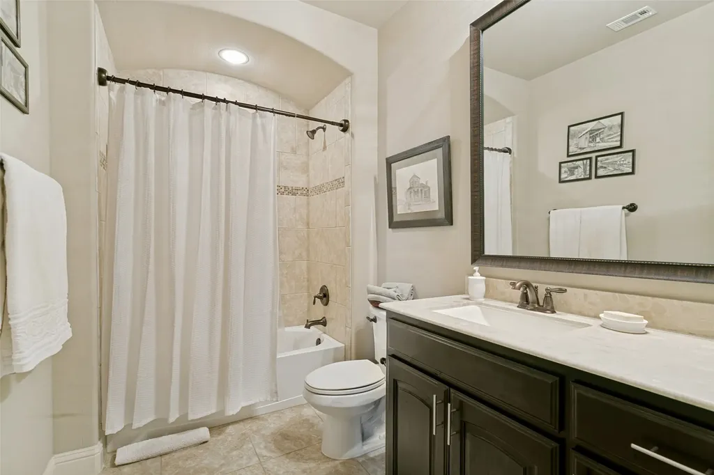 417 Chestnut Lane Roanoke TX 76262