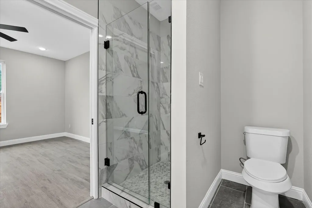 804 Premier Grand Prairie TX 75051