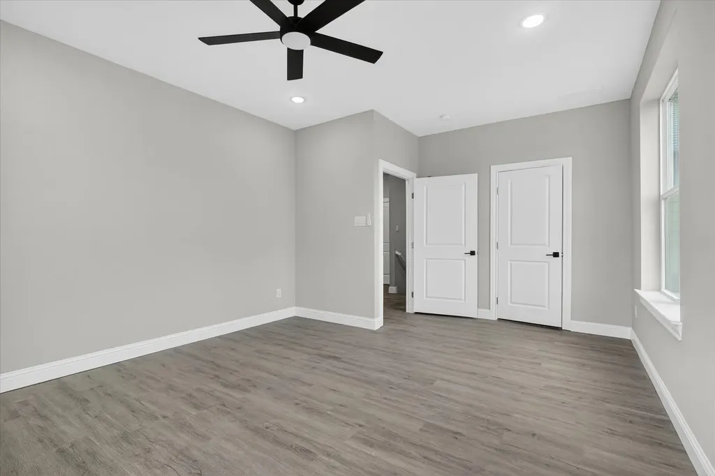 804 Premier Grand Prairie TX 75051