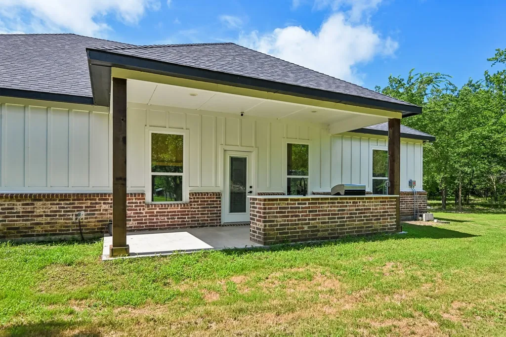 164 County Road 2266 Quinlan TX 75474