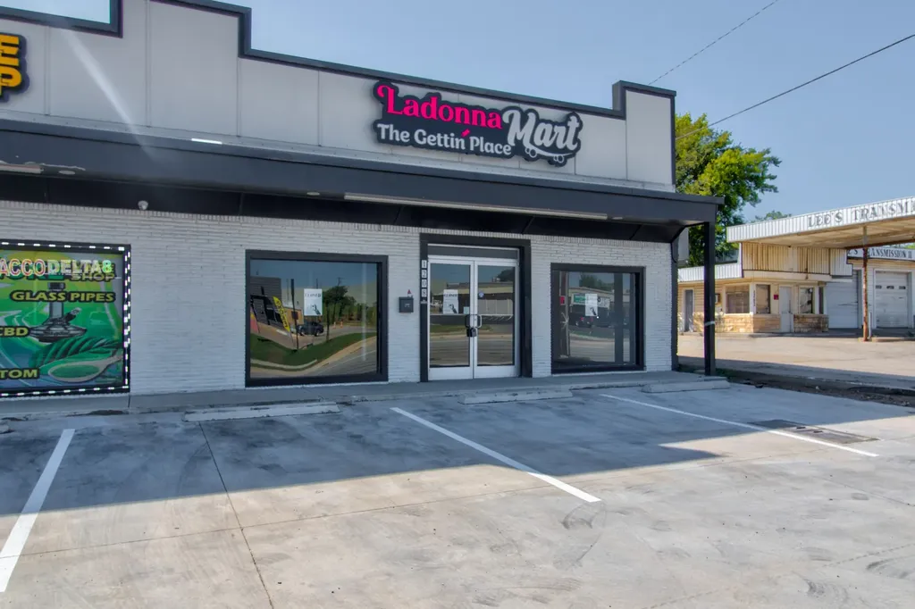 1208-1222 Fort Worth Drive Denton TX 76205