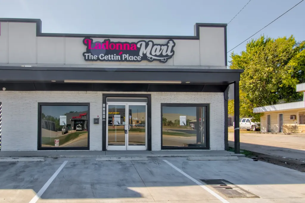 1208-1222 Fort Worth Drive Denton TX 76205