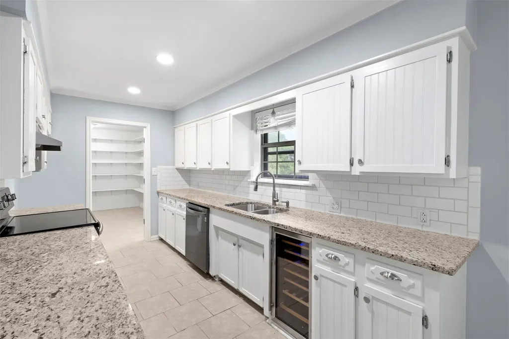 102 Pecan Lane Oak Leaf TX 75154