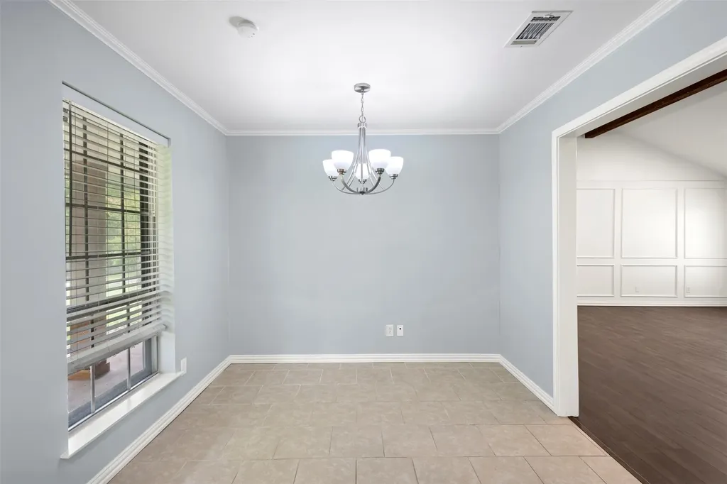 102 Pecan Lane Oak Leaf TX 75154