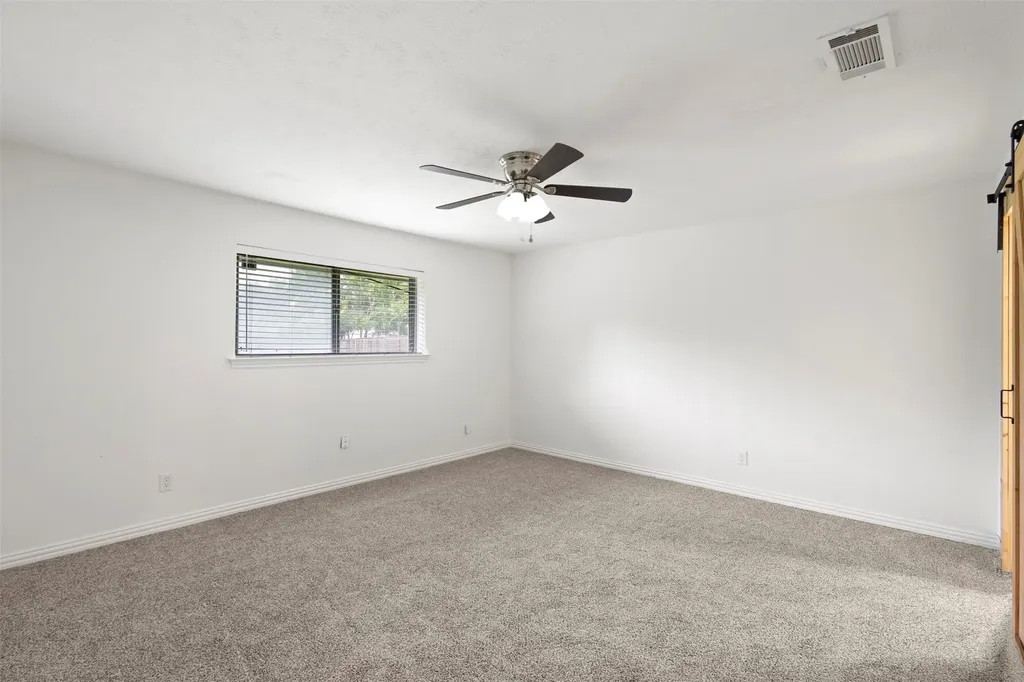 102 Pecan Lane Oak Leaf TX 75154