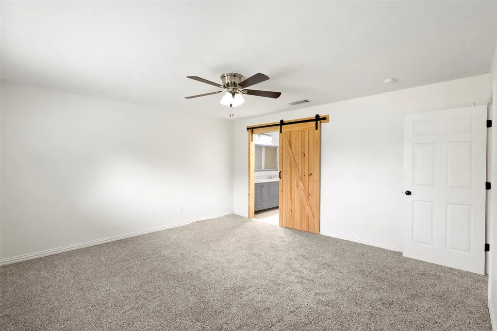 102 Pecan Lane Oak Leaf TX 75154