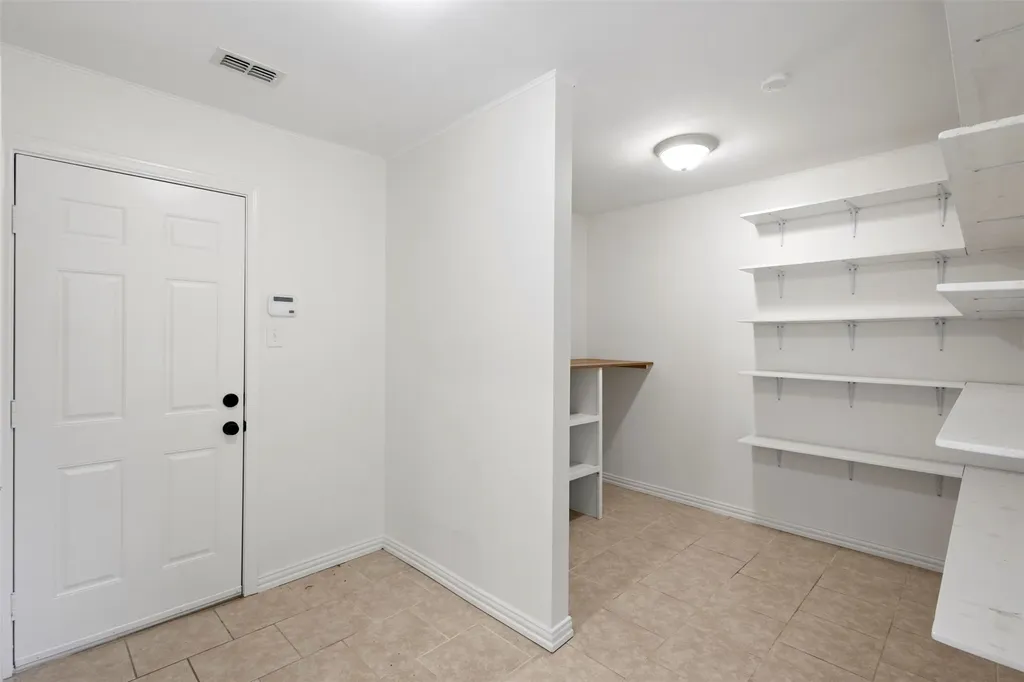 102 Pecan Lane Oak Leaf TX 75154