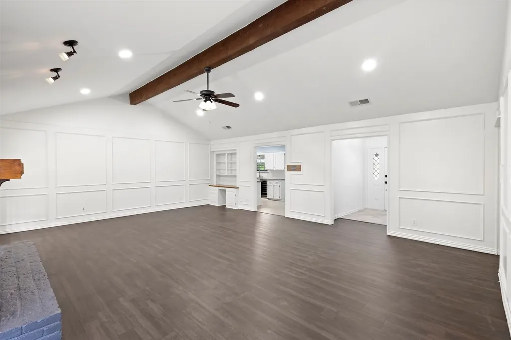 102 Pecan Lane Oak Leaf TX 75154