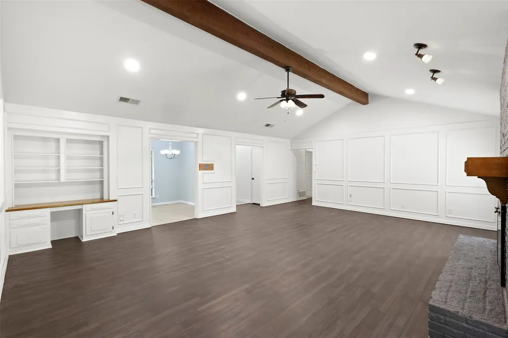 102 Pecan Lane Oak Leaf TX 75154
