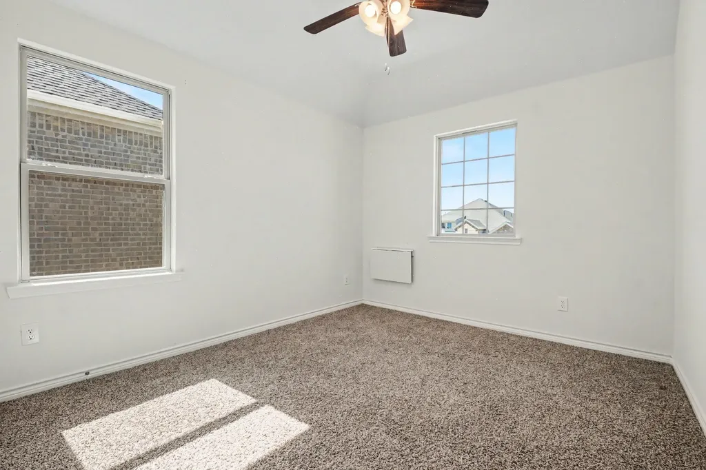 10600 Breezeway Drive Aubrey TX 76227