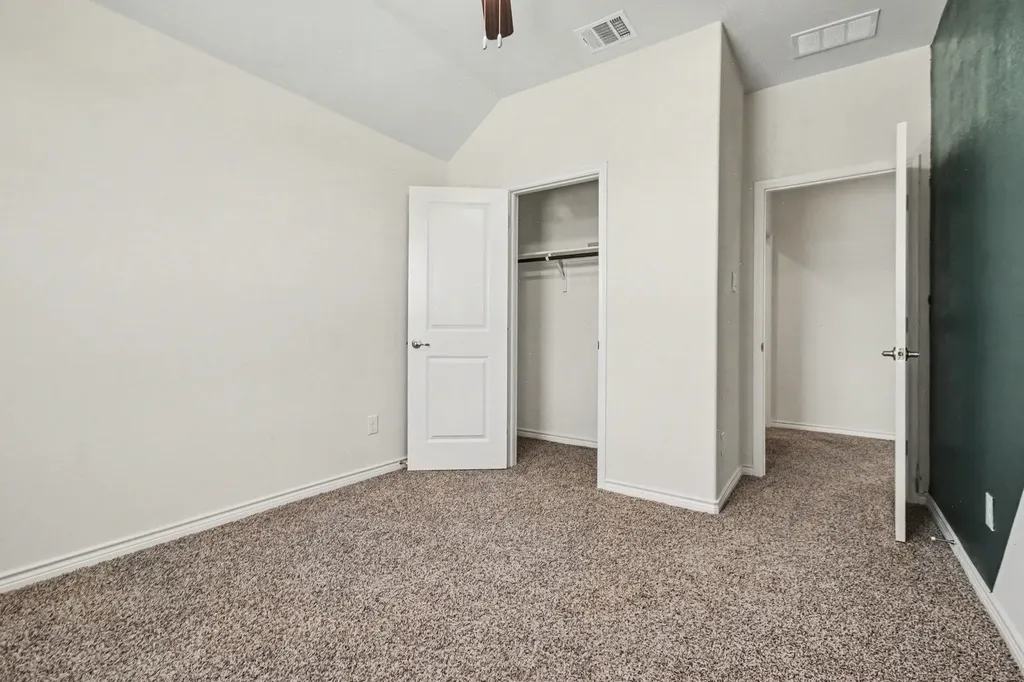 10600 Breezeway Drive Aubrey TX 76227