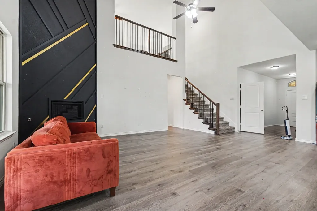 10600 Breezeway Drive Aubrey TX 76227