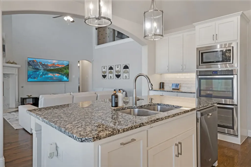 12615 Burnt Prairie Lane Frisco TX 75035