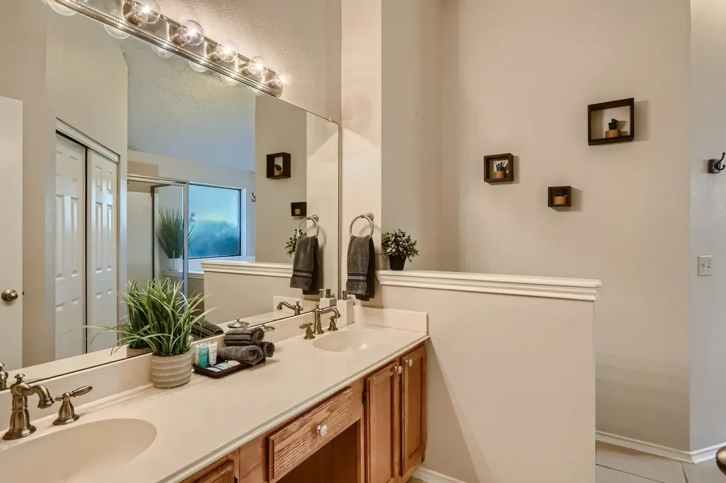 627 Meadowbrook Street Allen TX 75002