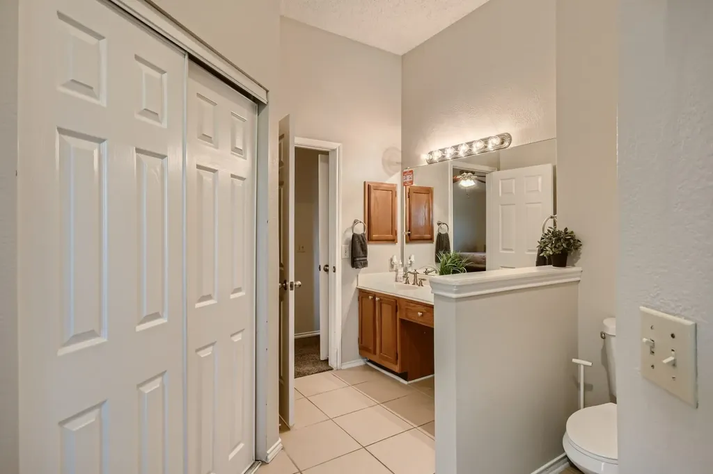 627 Meadowbrook Street Allen TX 75002
