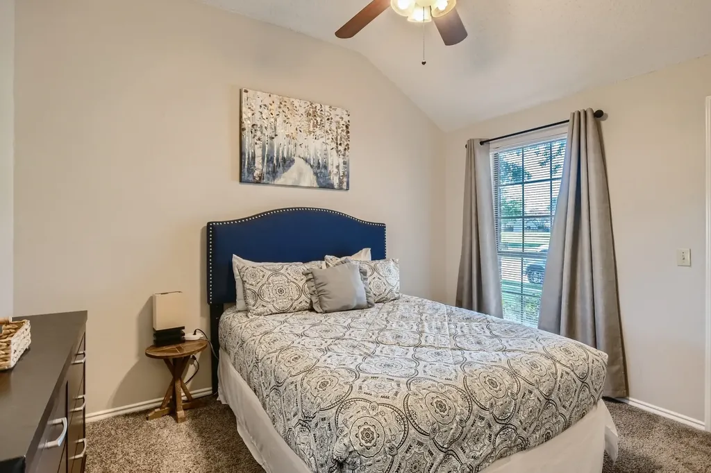 627 Meadowbrook Street Allen TX 75002