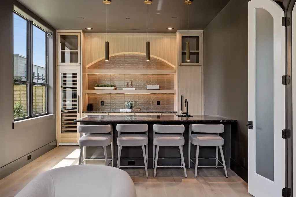6616 Prestonshire Lane Dallas TX 75225
