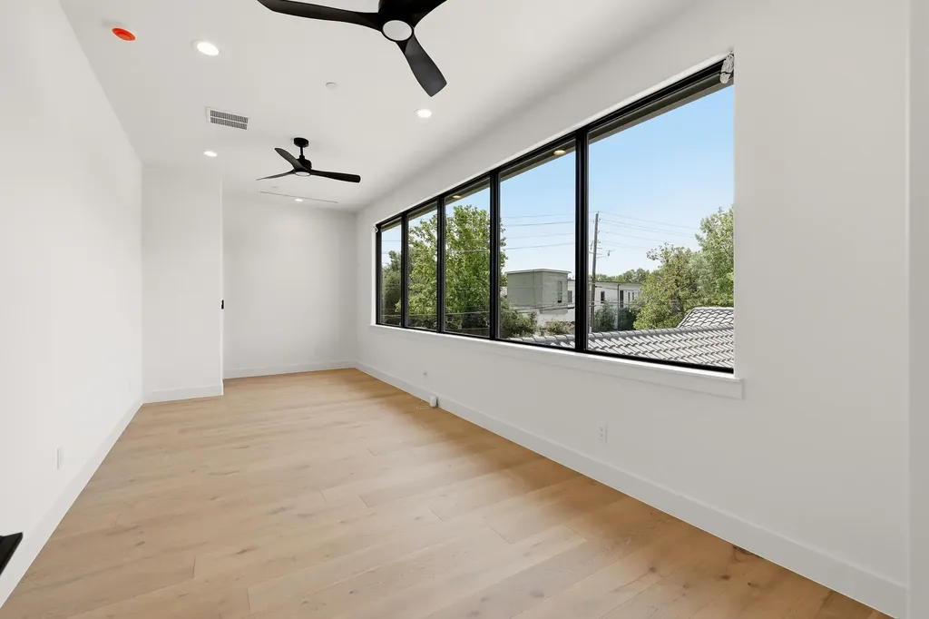 6616 Prestonshire Lane Dallas TX 75225
