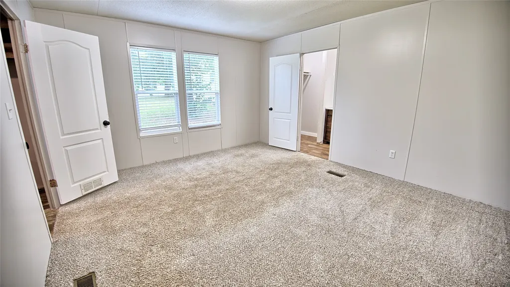 504 Fannin Street Nocona TX 76255