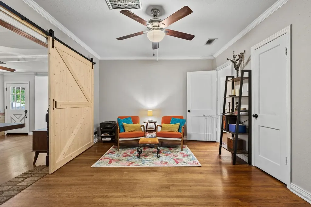110 S Binkley Street Sherman TX 75092