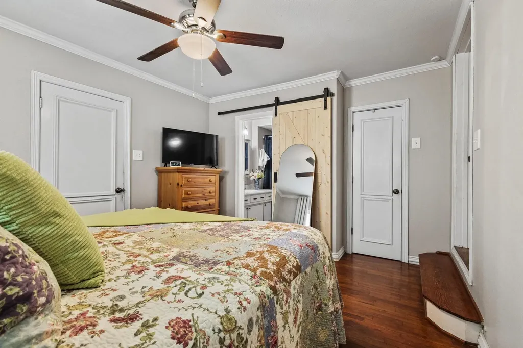 110 S Binkley Street Sherman TX 75092