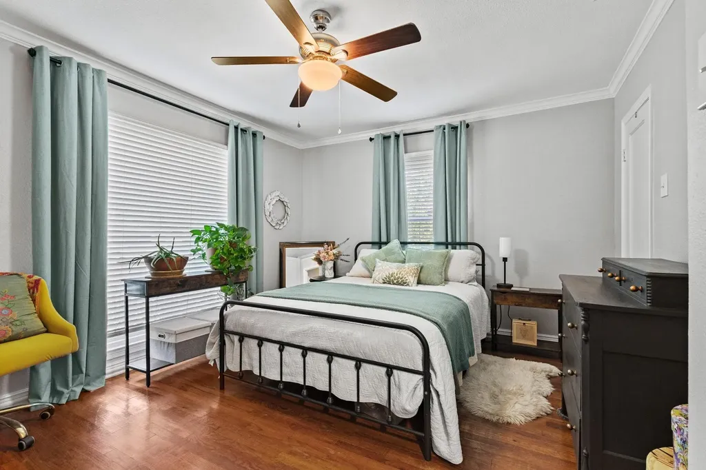 110 S Binkley Street Sherman TX 75092