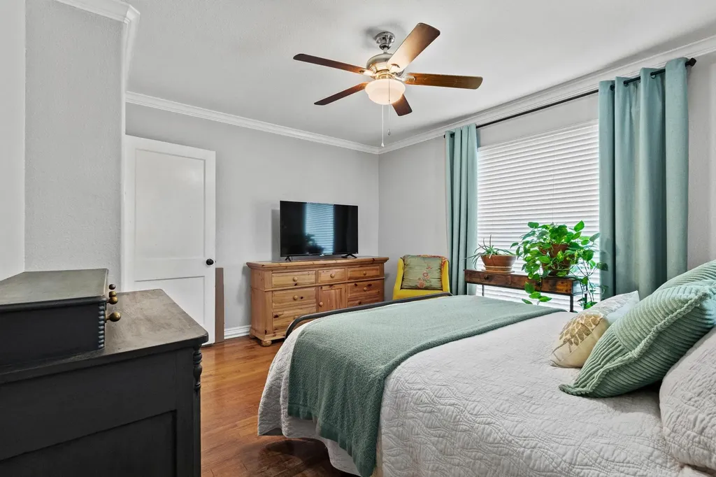 110 S Binkley Street Sherman TX 75092