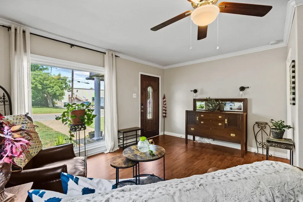 110 S Binkley Street Sherman TX 75092