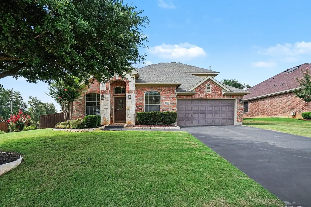 2801 Warwick Drive Corinth TX 76210