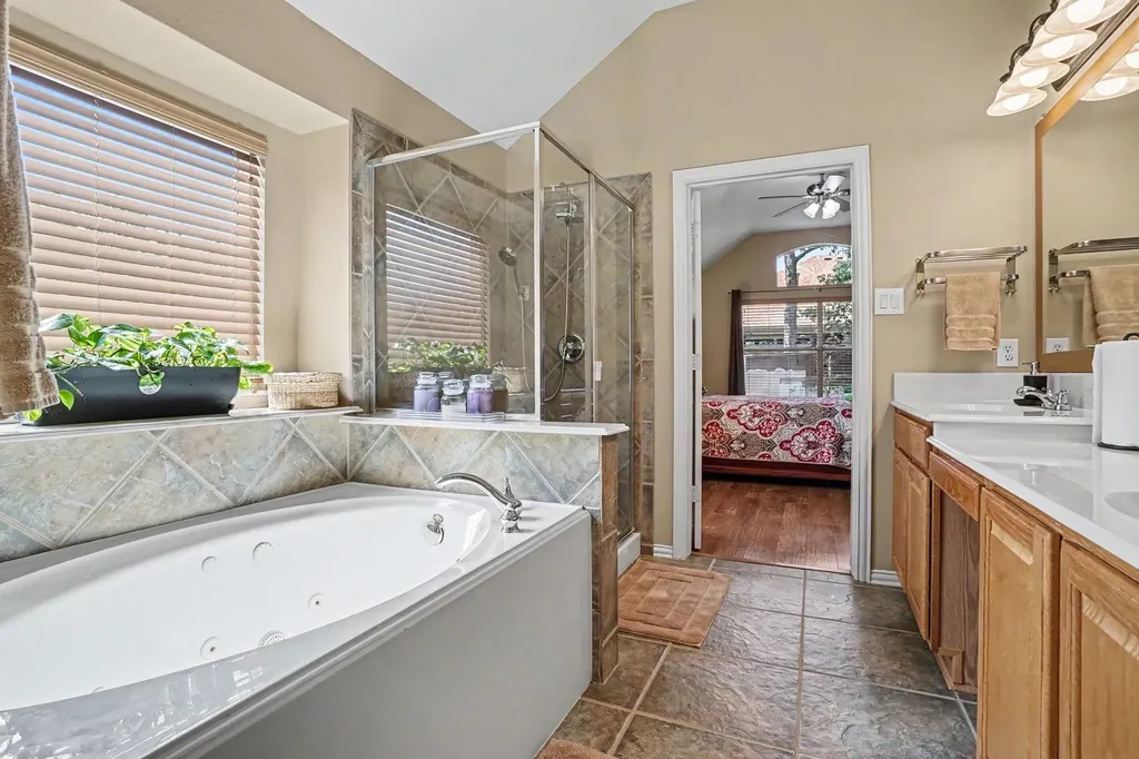 2801 Warwick Drive Corinth TX 76210