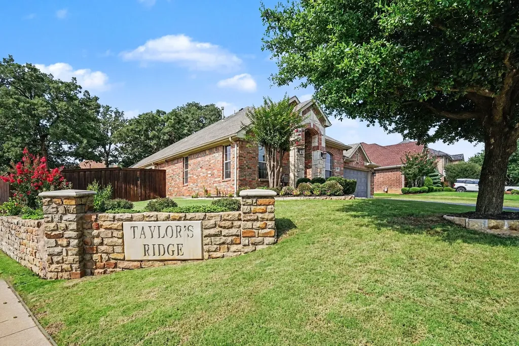 2801 Warwick Drive Corinth TX 76210