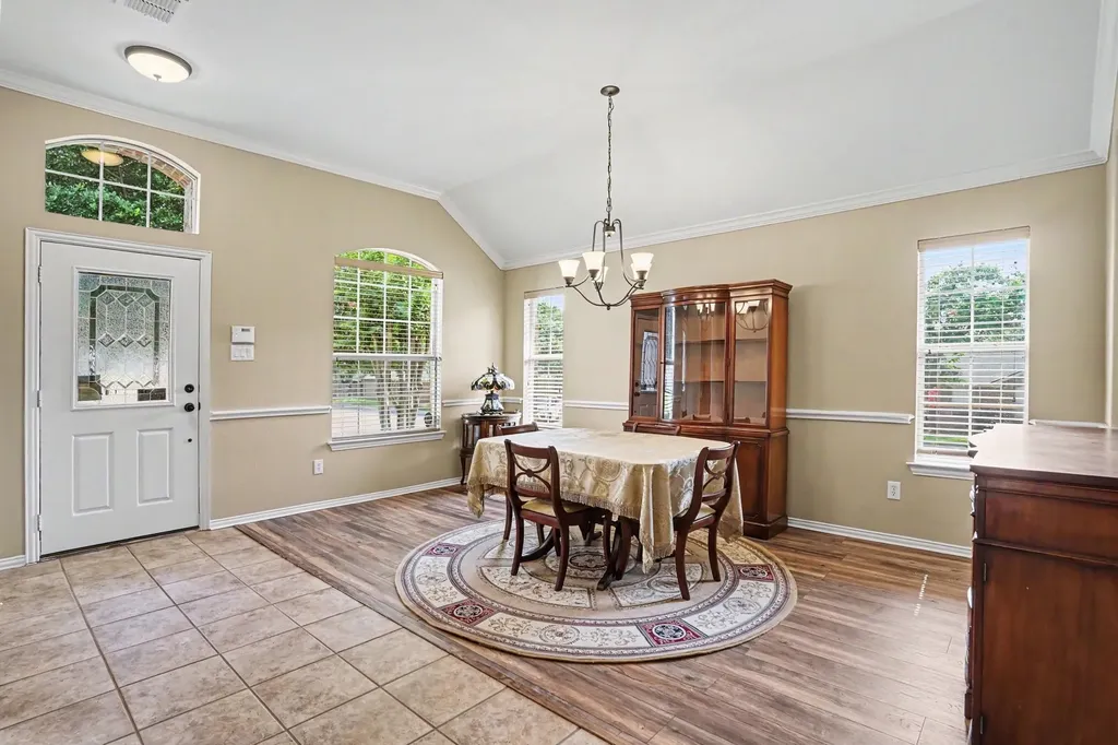 2801 Warwick Drive Corinth TX 76210