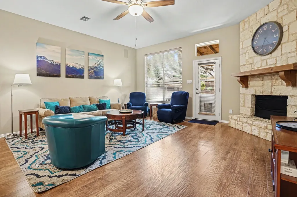 2801 Warwick Drive Corinth TX 76210