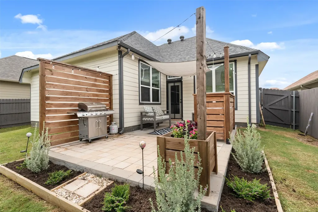 10237 Driskill Drive Waco TX 76708