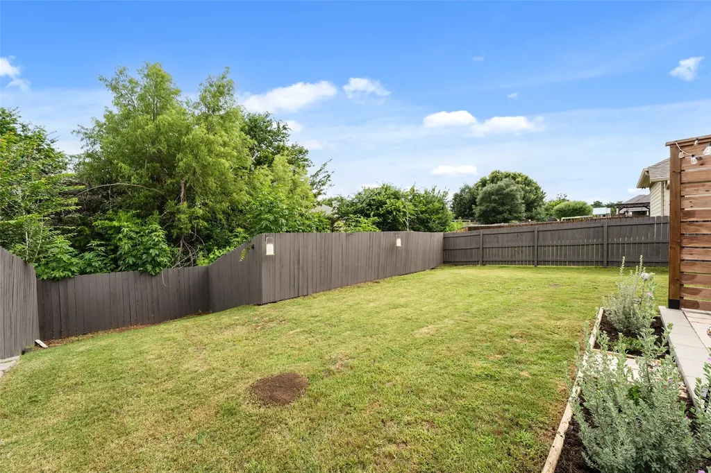 10237 Driskill Drive Waco TX 76708