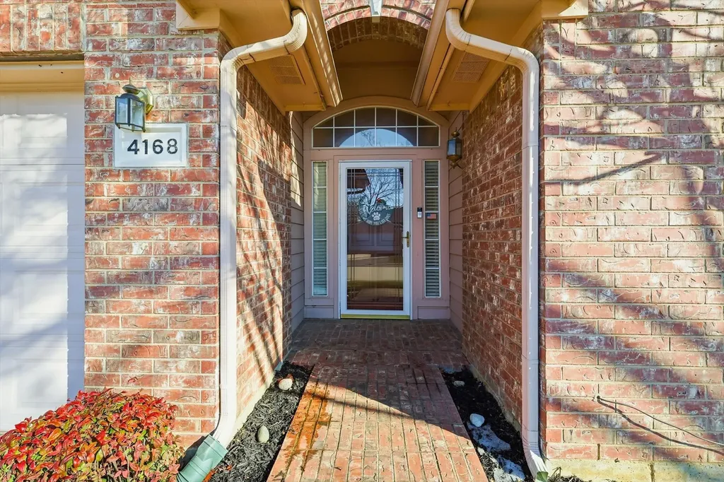 4168 Slick Rock Fort Worth TX 76040