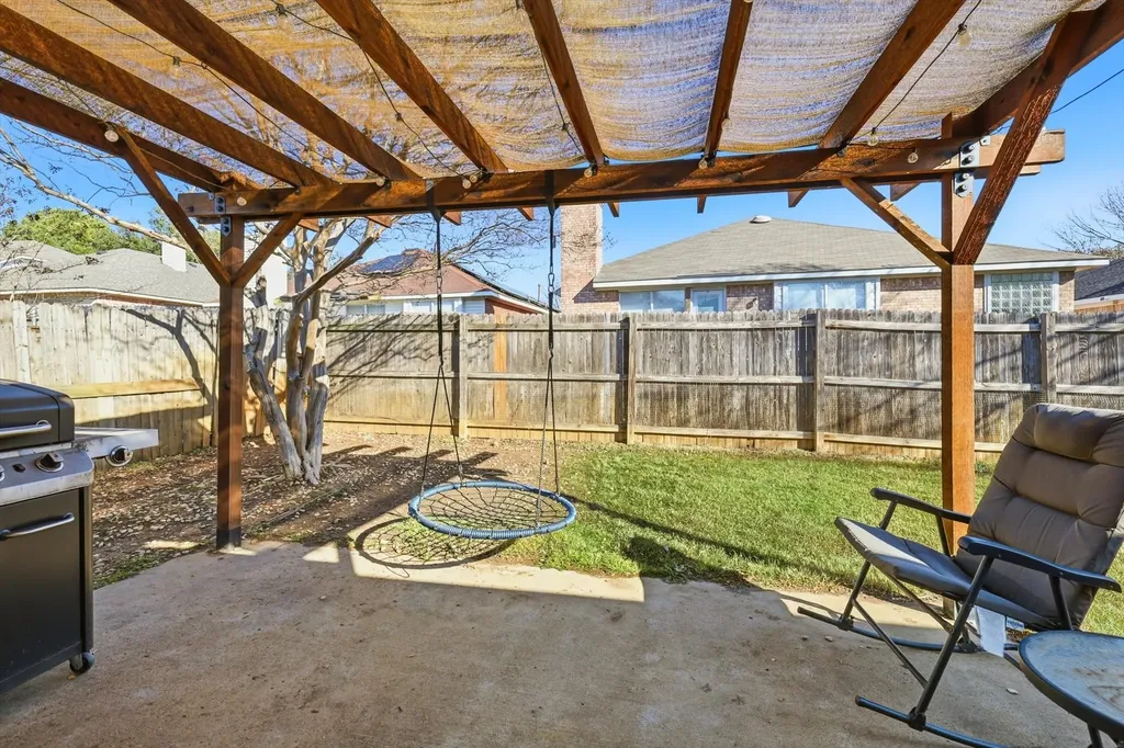 4168 Slick Rock Fort Worth TX 76040