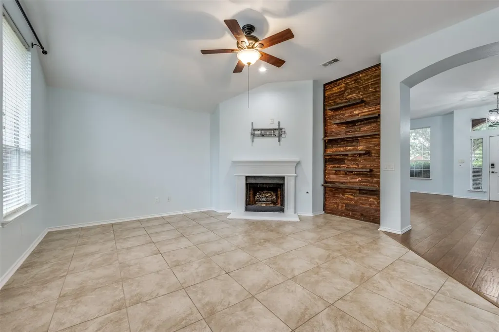 1617 Redwood Drive Corinth TX 76210