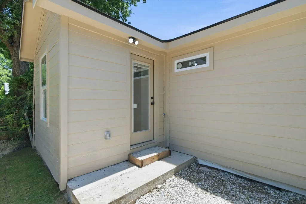 5610 Calloway Street Sansom Park TX 76114