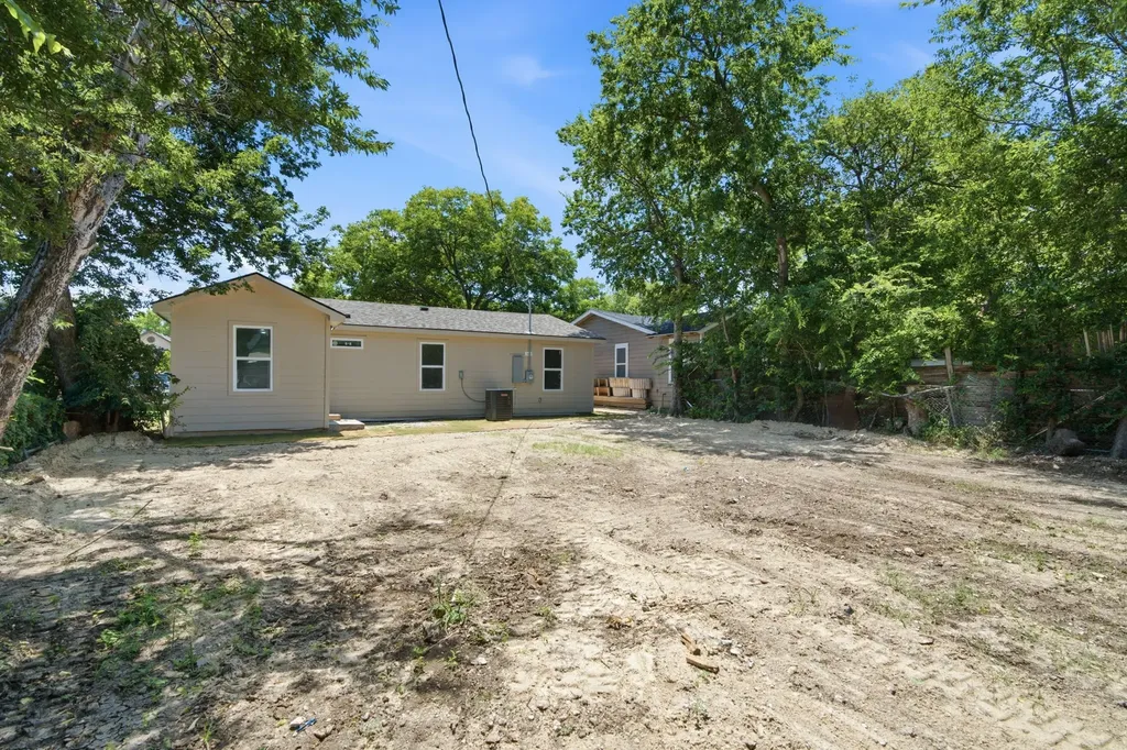 5610 Calloway Street Sansom Park TX 76114