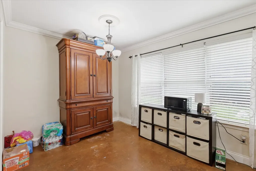 5002 Bayberry Drive Arlington TX 76017