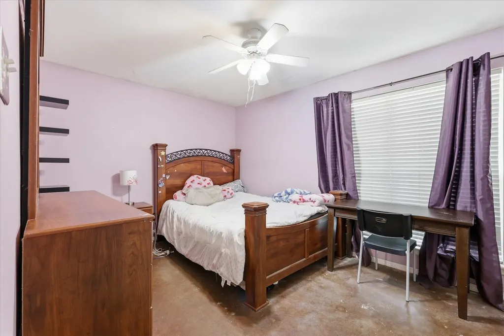 5002 Bayberry Drive Arlington TX 76017
