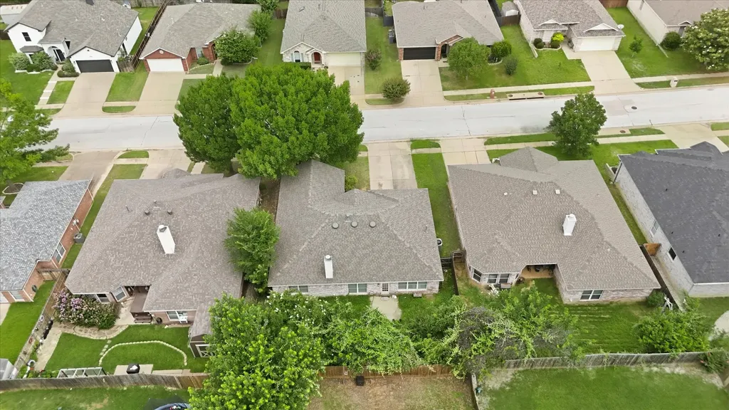 5002 Bayberry Drive Arlington TX 76017