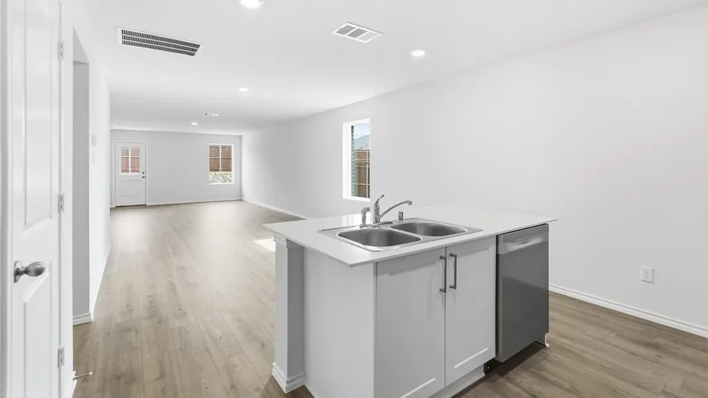 3419 Cedarwood Drive Talty TX 75126