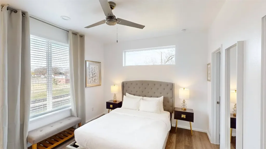 3235 Dallas Street Dallas TX 75210